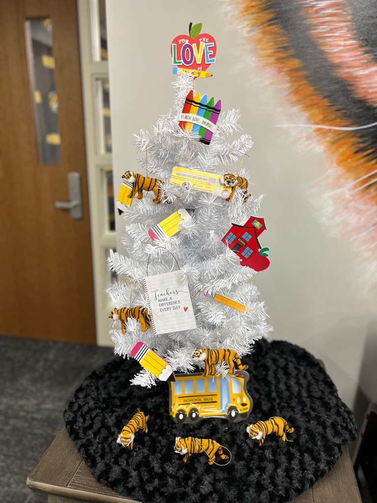 Decorated back to school tree 